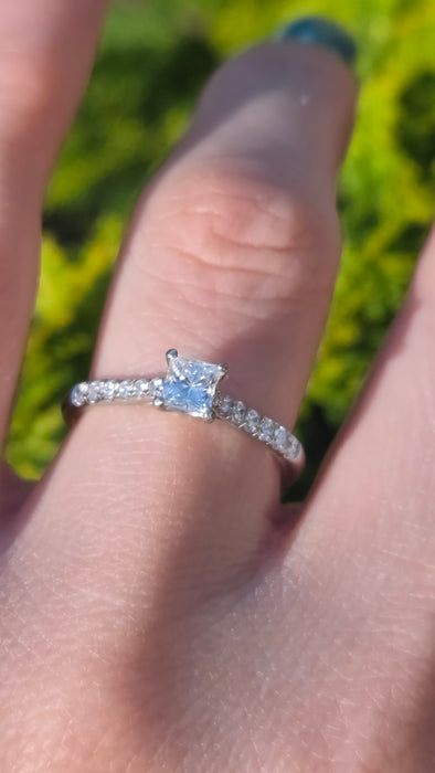 3155 Vintage: Platinum 0.60ct Princess Cut Diamond Solitaire Ring
