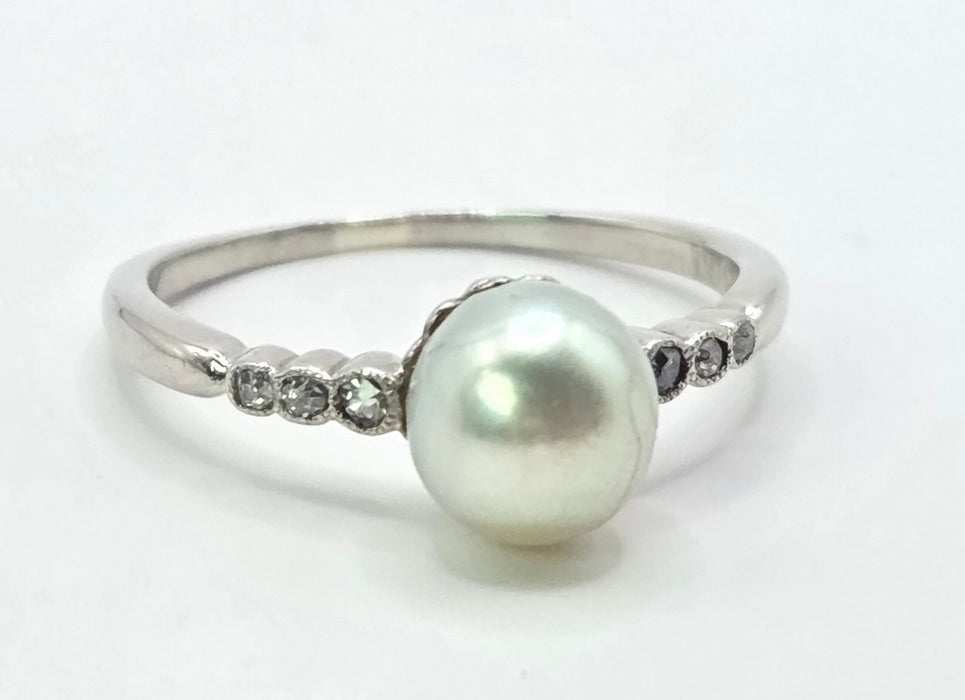 3129 Victorian: Exquisite Platinum Pearl & Diamond Ring