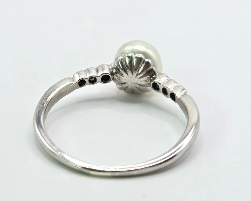 3129 Victorian: Exquisite Platinum Pearl & Diamond Ring