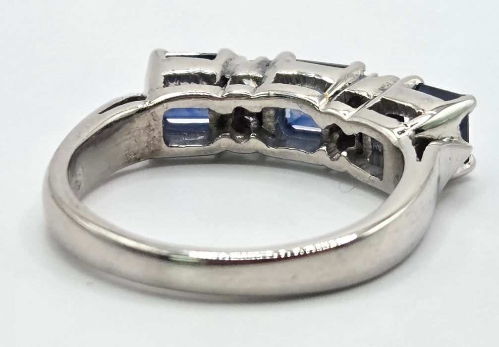 3220 Vintage: 9ct White Gold & Platinum Sapphire & Diamond Half Eternity Ring