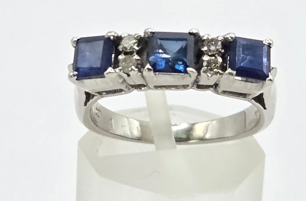 3220 Vintage: 9ct White Gold & Platinum Sapphire & Diamond Half Eternity Ring