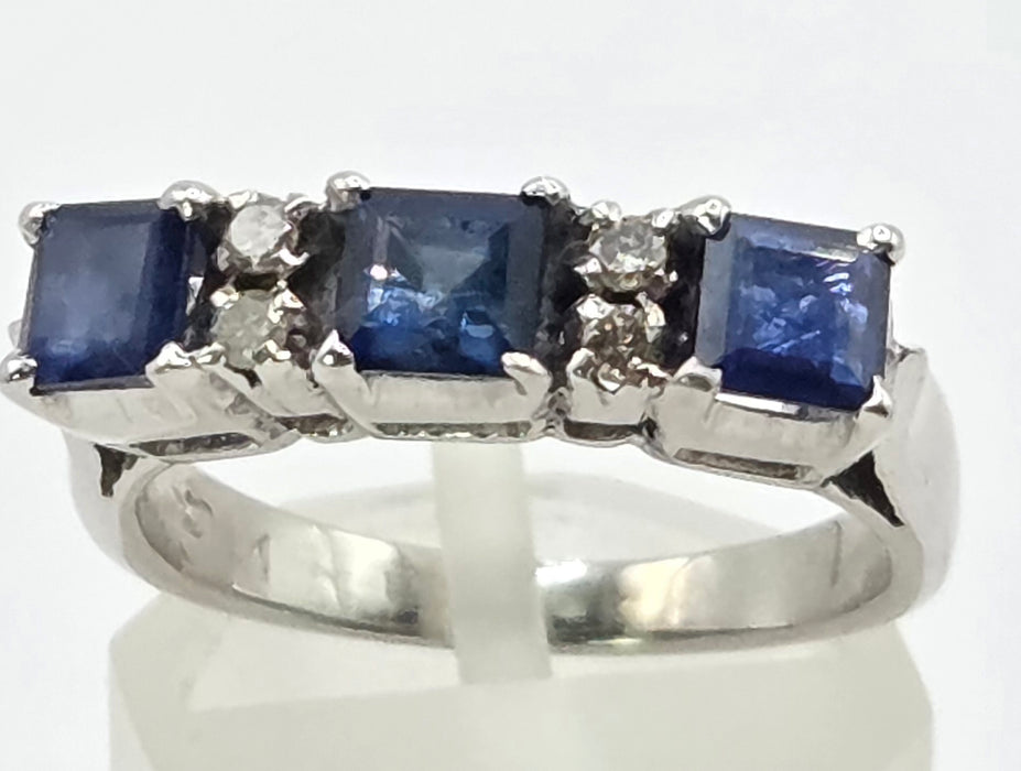 3220 Vintage: 9ct White Gold & Platinum Sapphire & Diamond Half Eternity Ring