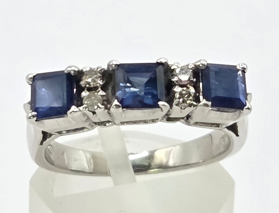 3220 Vintage: 9ct White Gold & Platinum Sapphire & Diamond Half Eternity Ring