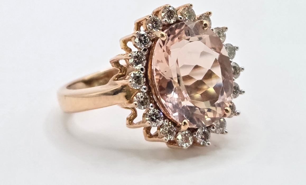3266 Vintage: 9ct Rose Gold Morganite & Diamond Halo Cluster Ring