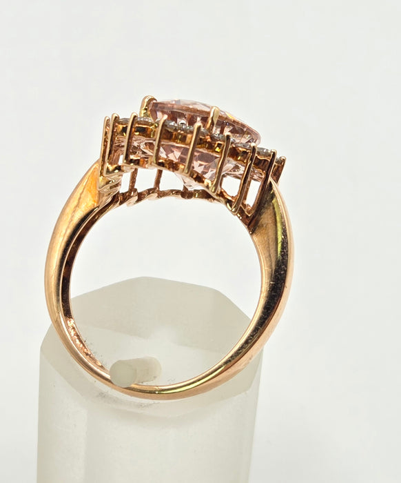 3266 Vintage: 9ct Rose Gold Morganite & Diamond Halo Cluster Ring