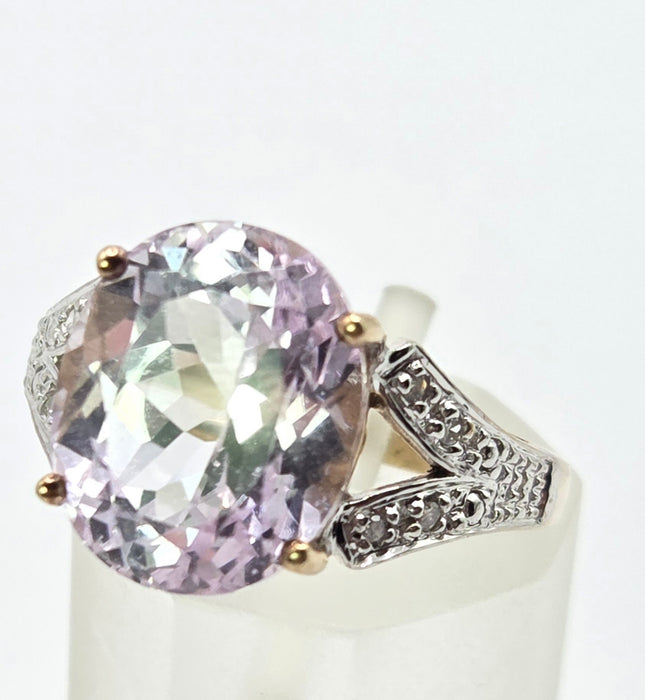 3267 Vintage: 9ct Yellow Gold Kunzite & Diamond Solitaire Ring