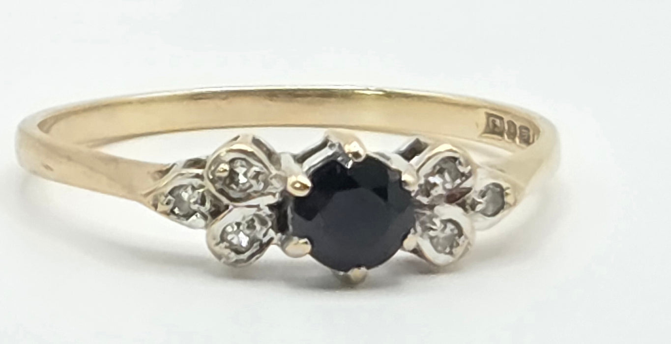 3268 Vintage: 9ct Yellow Gold Sapphire & Diamond Cluster Ring — From 1958