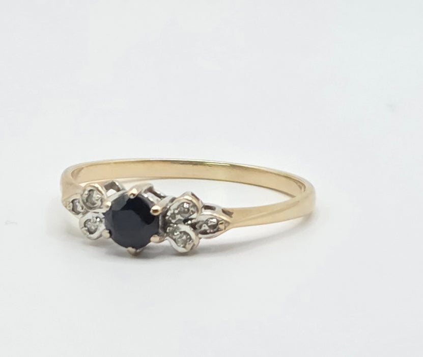 3268 Vintage: 9ct Yellow Gold Sapphire & Diamond Cluster Ring — From 1958