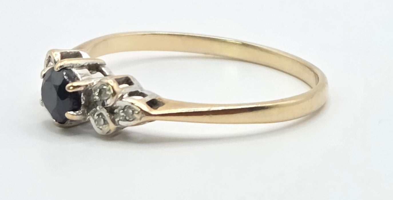 3268 Vintage: 9ct Yellow Gold Sapphire & Diamond Cluster Ring — From 1958