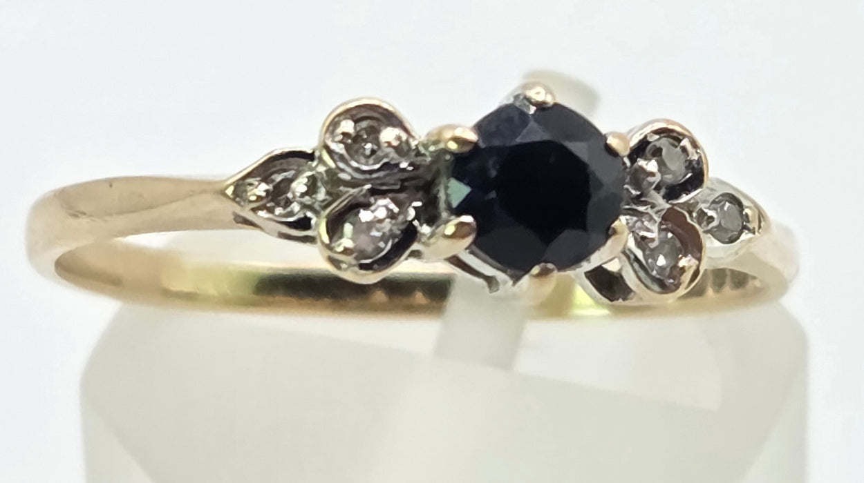 3268 Vintage: 9ct Yellow Gold Sapphire & Diamond Cluster Ring — From 1958