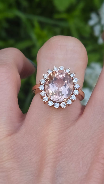 3266 Vintage: 9ct Rose Gold Morganite & Diamond Halo Cluster Ring