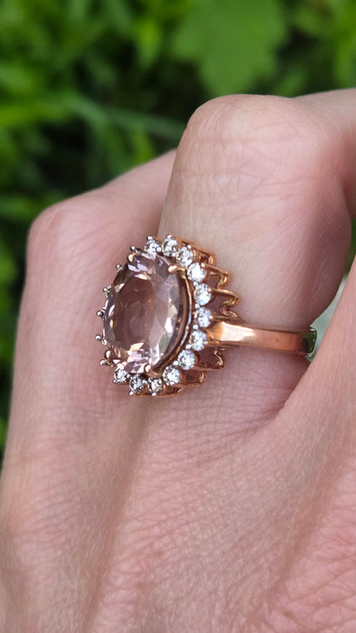 3266 Vintage: 9ct Rose Gold Morganite & Diamond Halo Cluster Ring