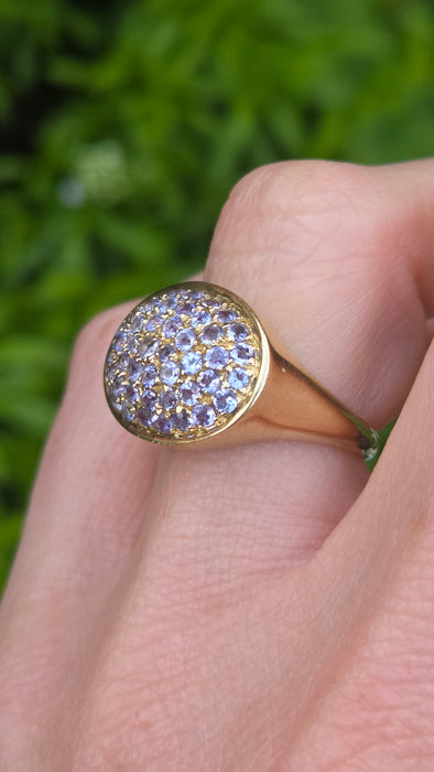 6553 Vintage: 9ct Yellow Gold Tanzanite Pavé Cocktail Ring