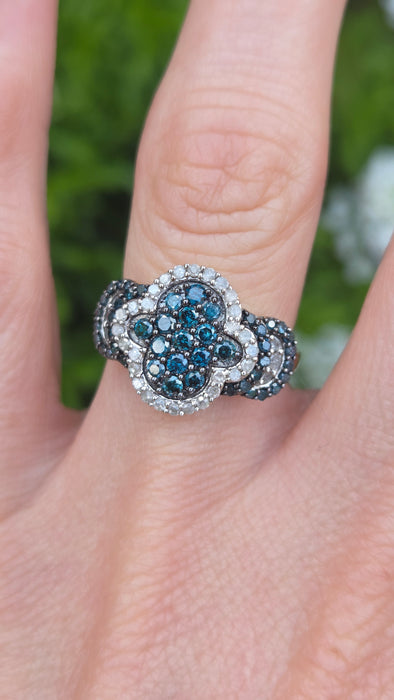 3260 Vintage: 9ct Yellow Gold Blue & White Natural Diamond Cluster Ring