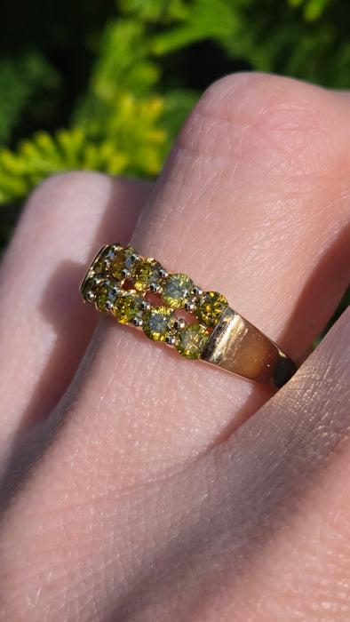 3249 Vintage: 9ct Yellow Gold Cognac Diamond Tiered Cluster Ring