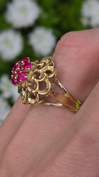 1484 Vintage: 14ct Yellow Gold Ruby Floral Cluster Ring