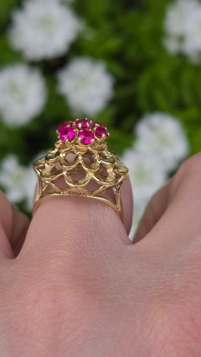 1484 Vintage: 14ct Yellow Gold Ruby Floral Cluster Ring