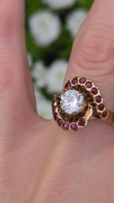 6541 Vintage: 18ct Yellow Gold Zircon & Ruby Cluster Ring