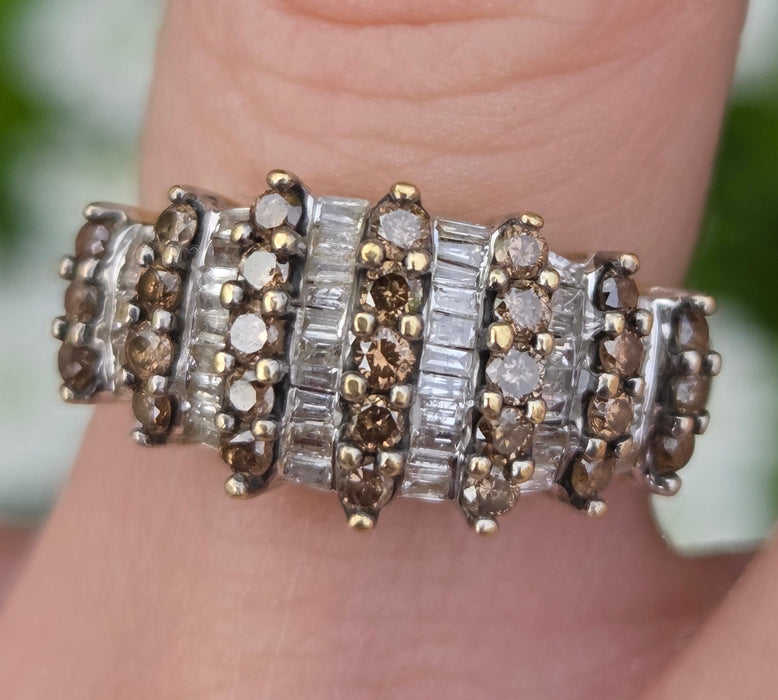 1503 Vintage: 9ct Yellow Gold Champagne & White Diamond Ring