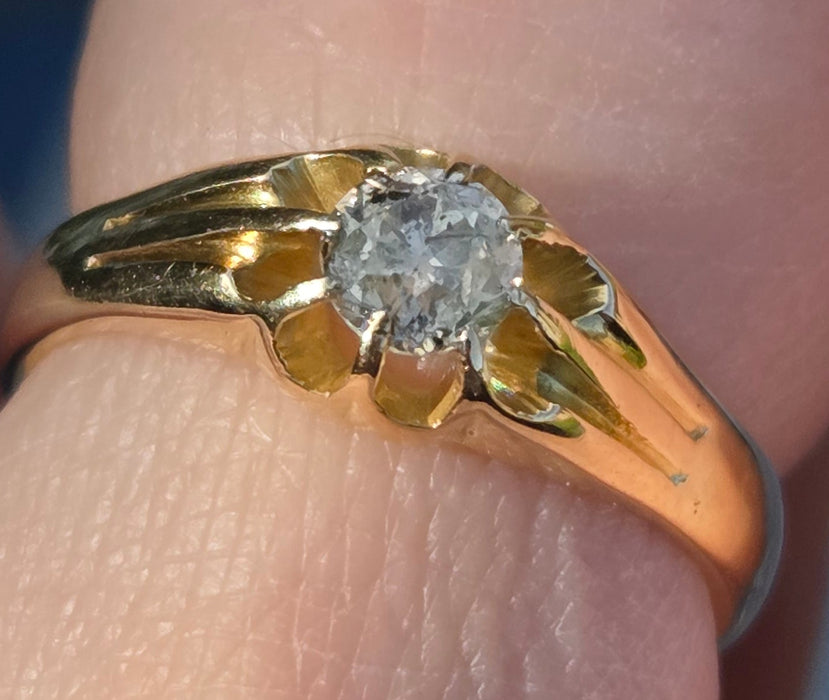 3123 Antique: Victorian/Edwardian 18ct Gold 0.45ct Brilliant Cut Diamond Solitaire Gypsy Ring