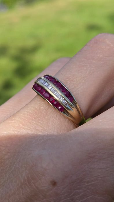 2525 Vintage: 9ct Yellow Gold Ruby & Diamond Three-Row Band Ring