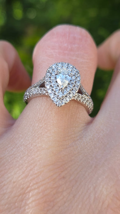 3156 Vintage: 18ct White Gold Vera Wang Love Diamond Pear Cluster Ring