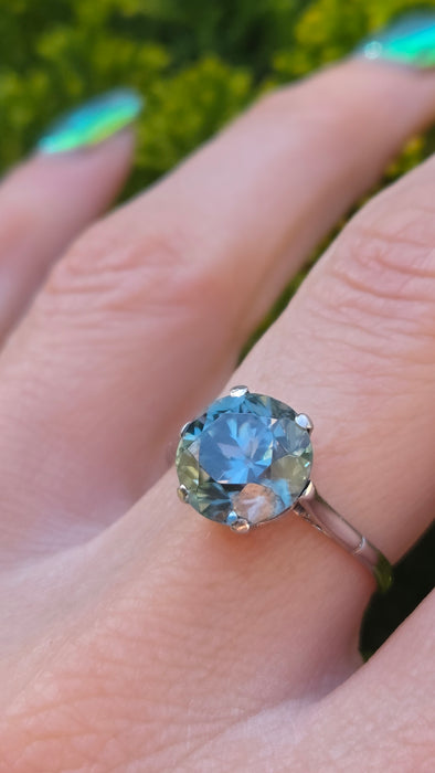 3037 Vintage: Platinum & 18ct White Gold Blue Zircon Solitaire Ring