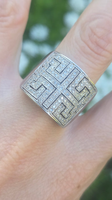 6330 Vintage: 9ct White Gold 1.75ct Diamond Greek Key Statement Ring