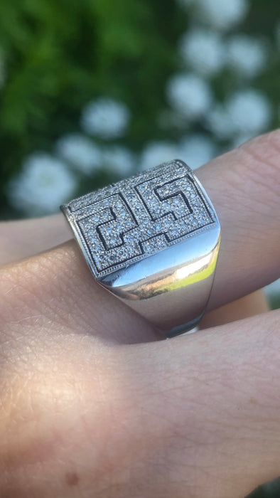 6330 Vintage: 9ct White Gold 1.75ct Diamond Greek Key Statement Ring