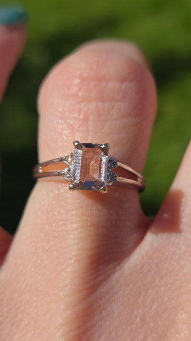 6548 Vintage: 14ct White Gold Morganite & Diamond Ring