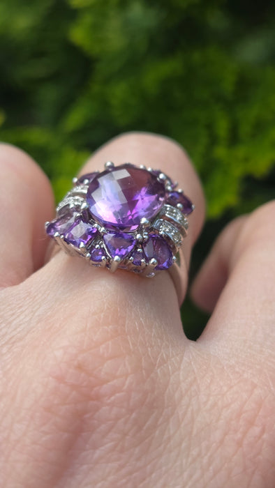 6546 Vintage: 9ct White Gold Amethyst & Diamond Cocktail Ring