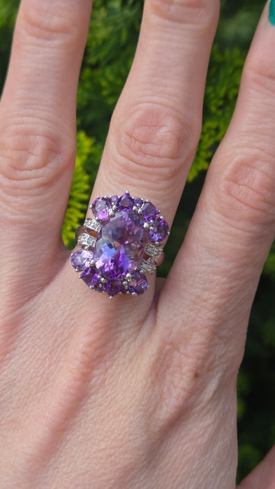 6546 Vintage: 9ct White Gold Amethyst & Diamond Cocktail Ring