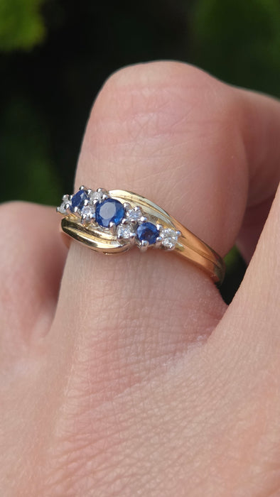 6547 Vintage: 14ct Yellow Gold Sapphire & Diamond Crossover Ring