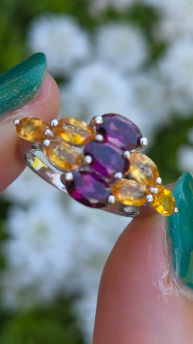 6101 Vintage: 9ct White Gold Yellow Sapphire & Tourmaline Cluster Ring