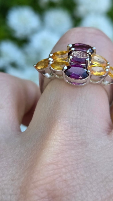 6101 Vintage: 9ct White Gold Yellow Sapphire & Tourmaline Cluster Ring