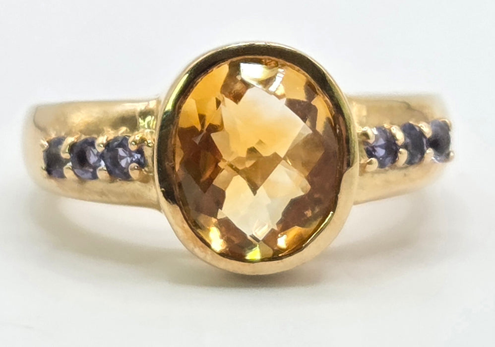 Vintage: 9ct Yellow Gold Citrine & Iolite Ring