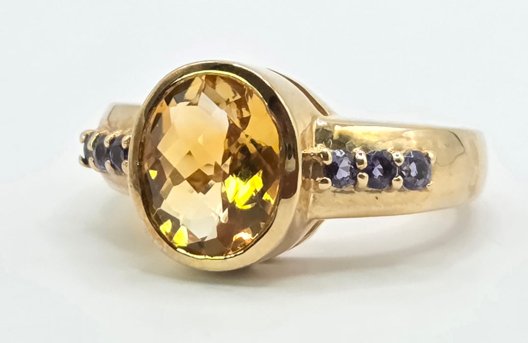 Vintage: 9ct Yellow Gold Citrine & Iolite Ring