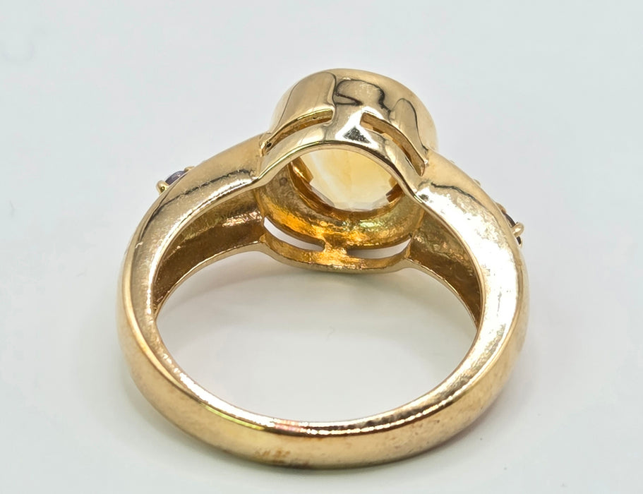 Vintage: 9ct Yellow Gold Citrine & Iolite Ring