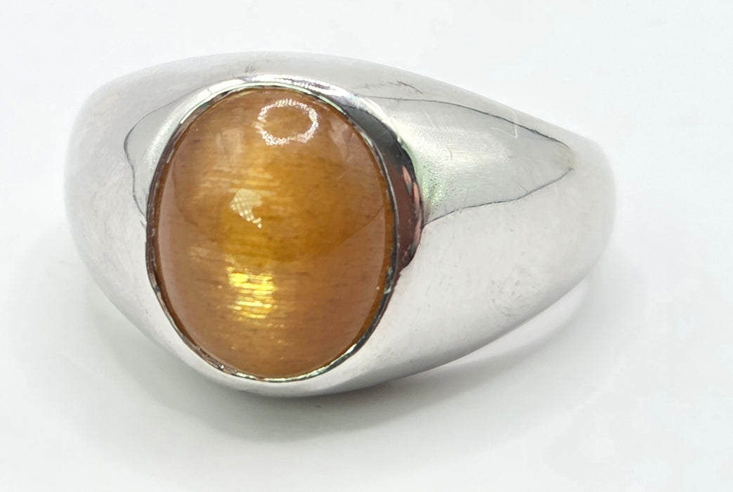 Vintage: 9ct White Gold Sunstone Cat's Eye Signet Ring