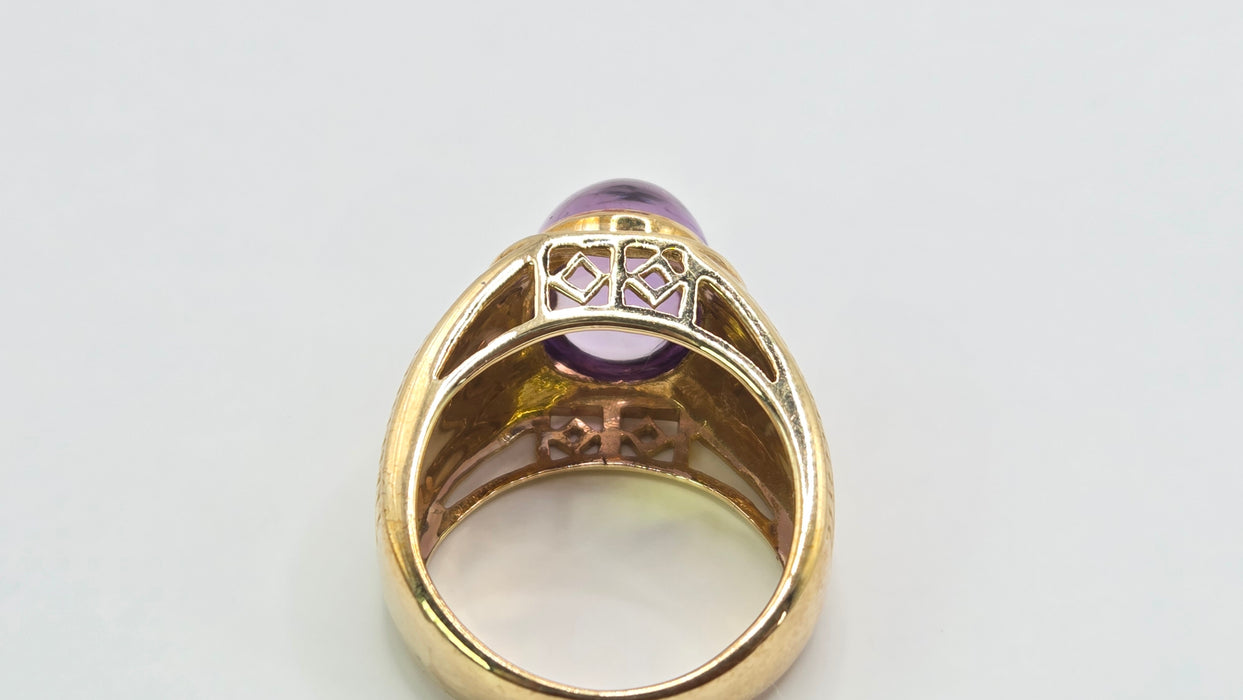 Vintage: 9ct Yellow Gold Amethyst Signet Ring