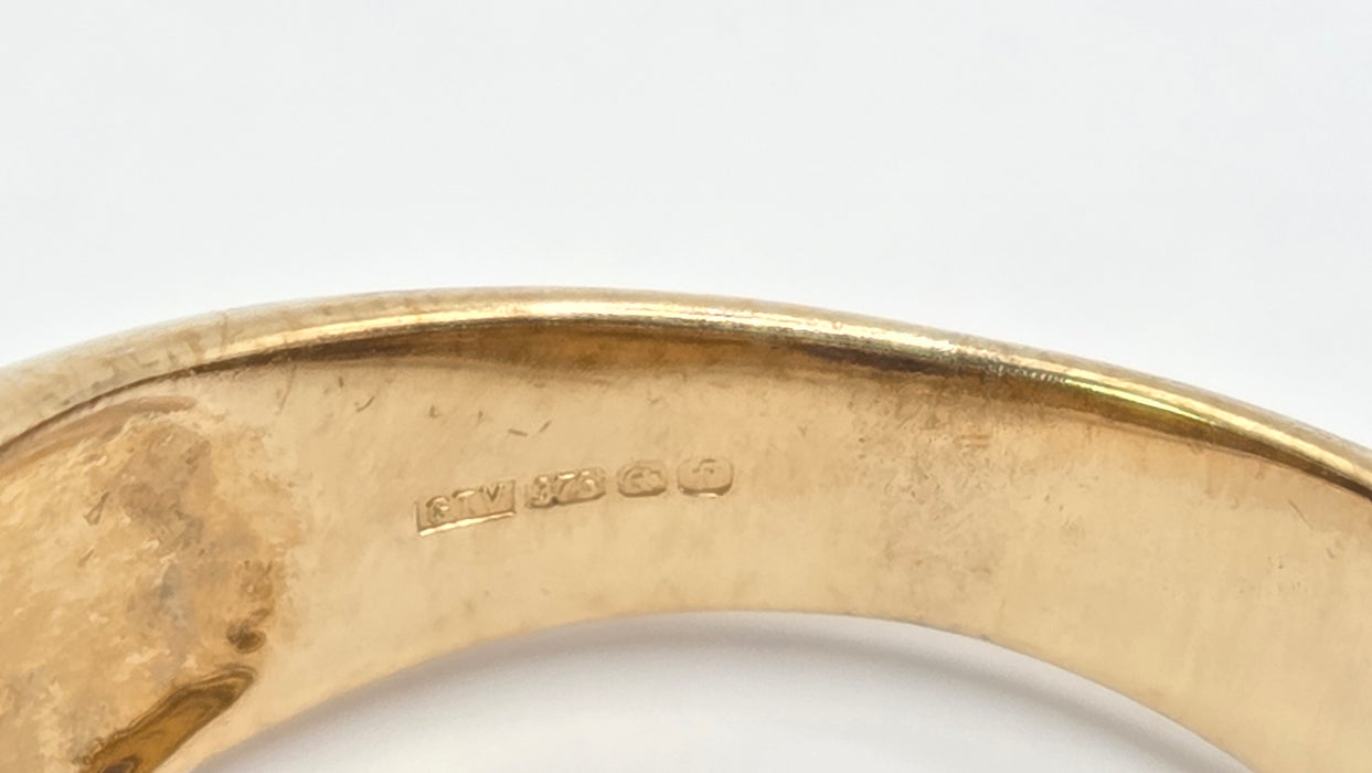 Vintage: 9ct Yellow Gold Amethyst Signet Ring