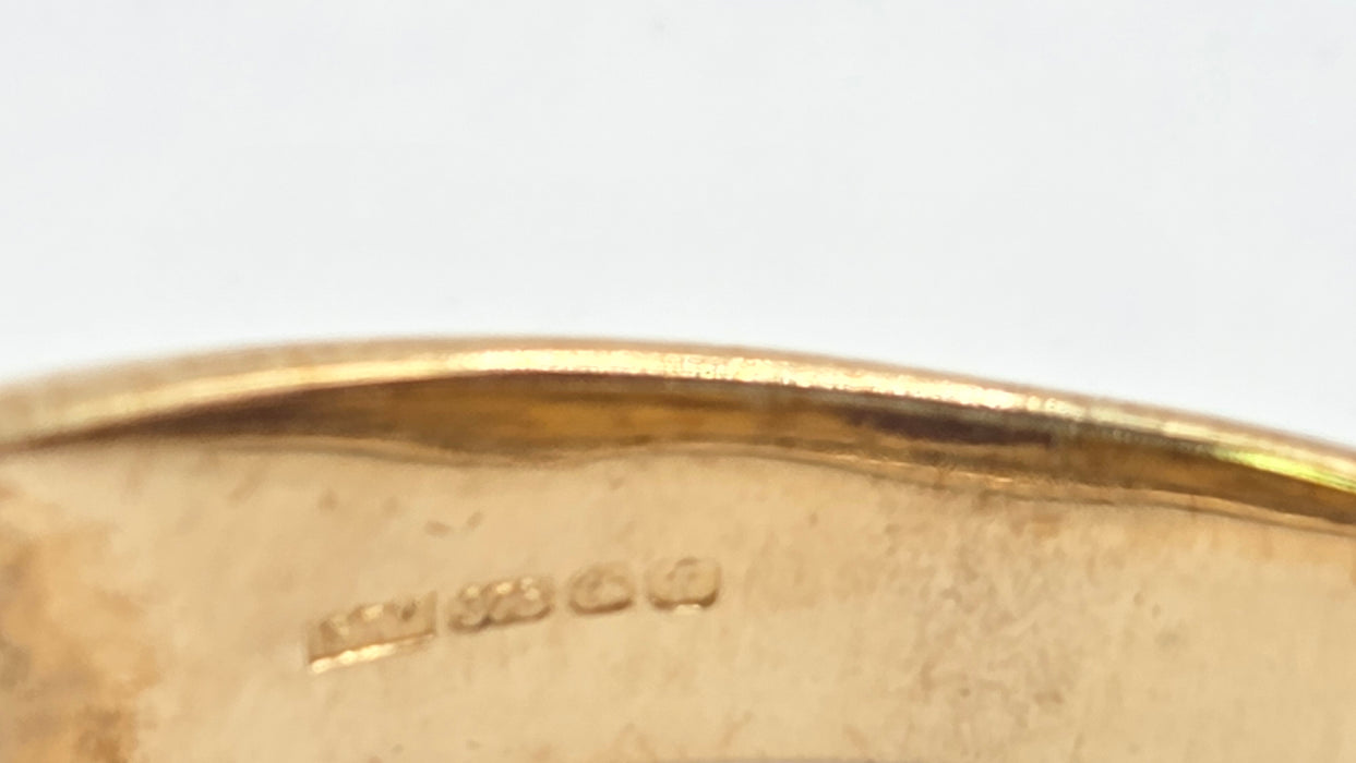 Vintage: 9ct Yellow Gold Amethyst Signet Ring
