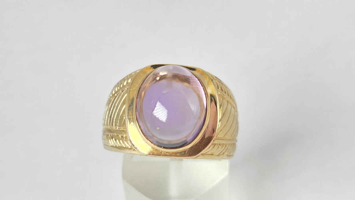 Vintage: 9ct Yellow Gold Amethyst Signet Ring