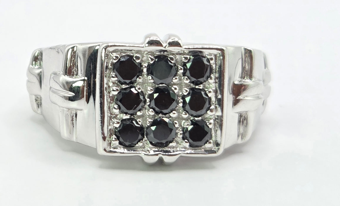 Vintage: 9ct White Gold Black Diamond Geometric Ring