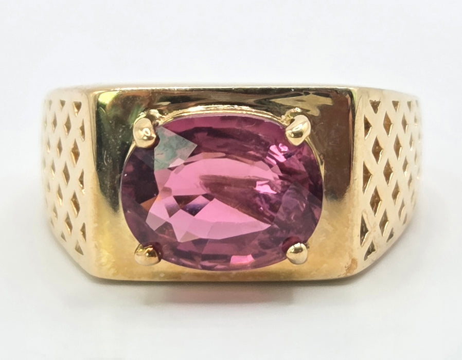 Vintage: 9ct Yellow Gold Pink Tourmaline Signet Ring — 1.84ct