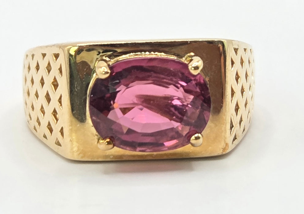 Vintage: 9ct Yellow Gold Pink Tourmaline Signet Ring — 1.84ct
