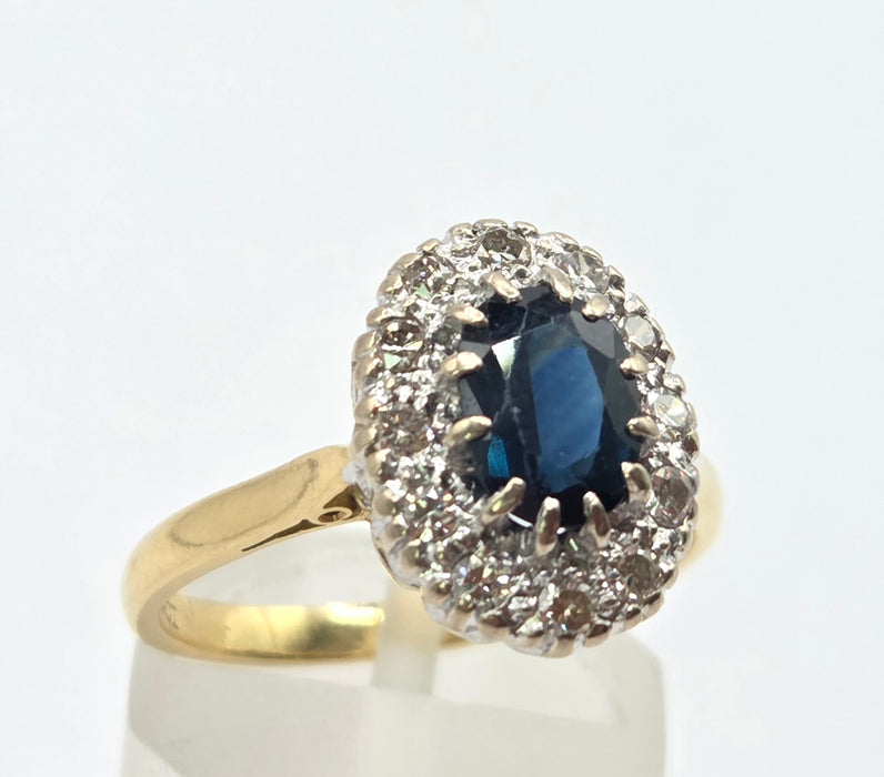 Vintage: 18ct Gold Sapphire [1.09ct] & Diamond [0.36ct] Cluster Ring