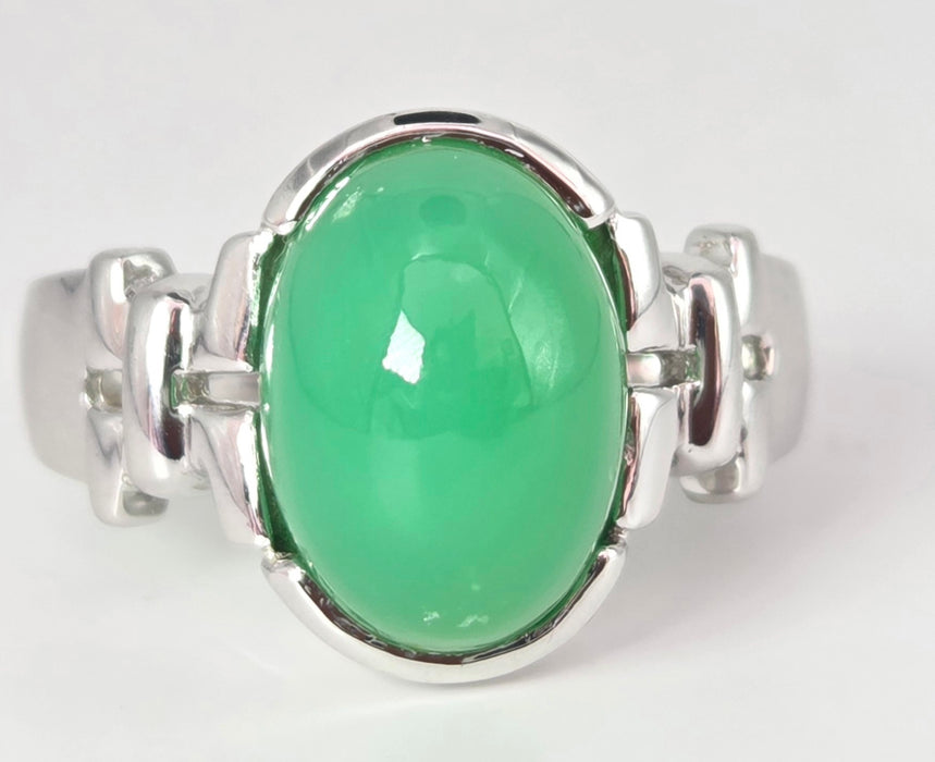 Vintage: 9ct White Gold Chrysoprase Oval Cabochon Ring