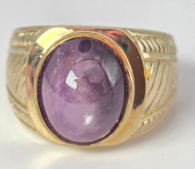 Vintage: 9ct Gold Star Ruby Oval Cabochon Ring
