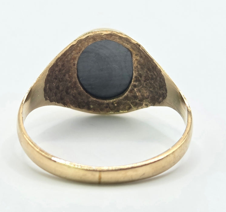 Vintage: 9ct Gold Haematite Roman Centurion Intaglio Signet Ring — From 1978